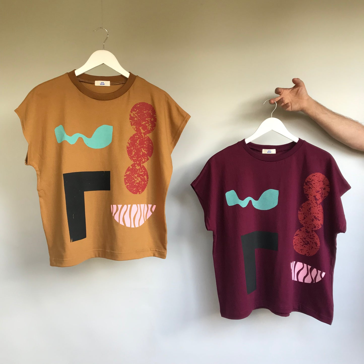 Boxy Fit Tee Maroon Summer