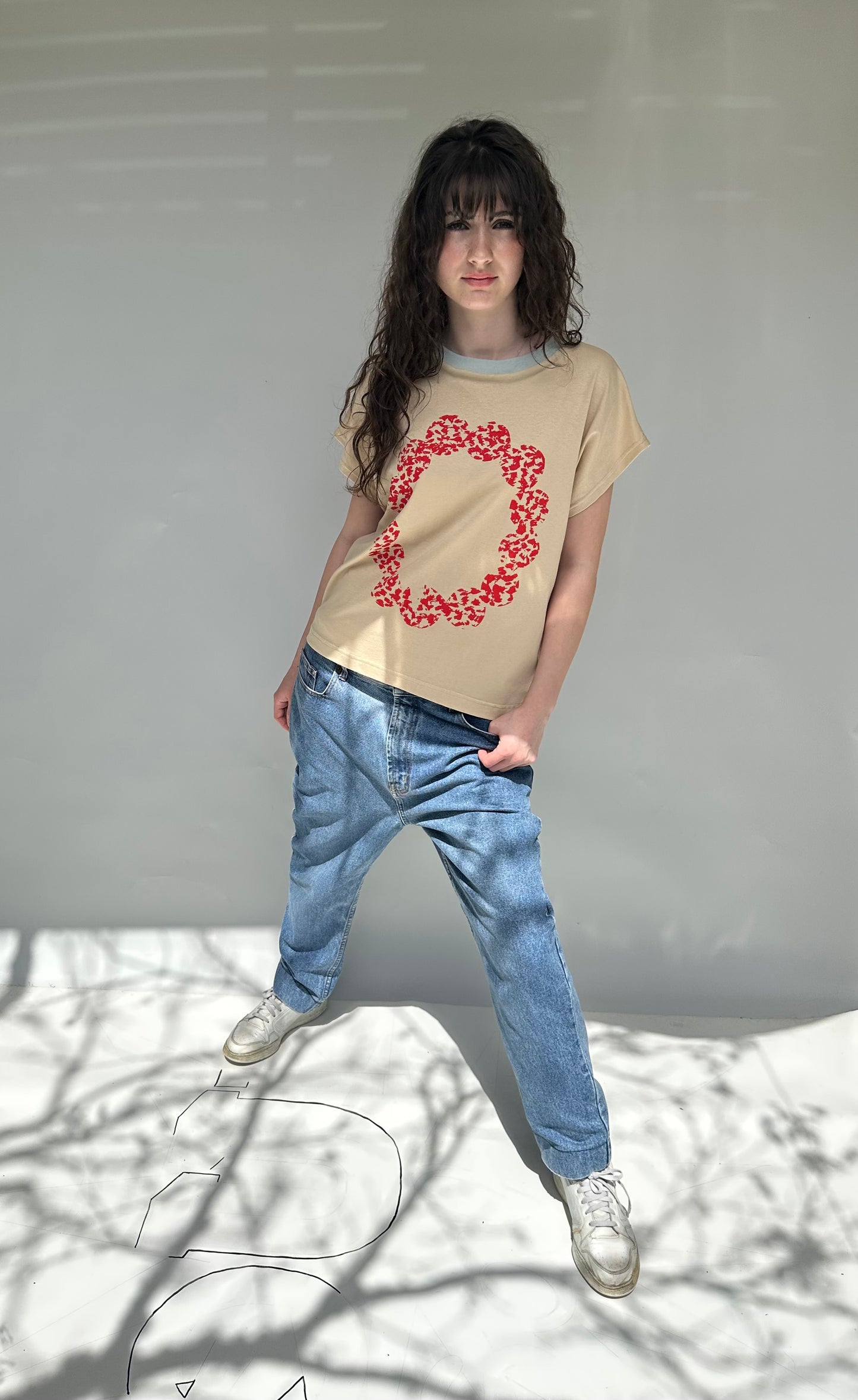 Sea Pearl Necklace Printed T-shirt shore
