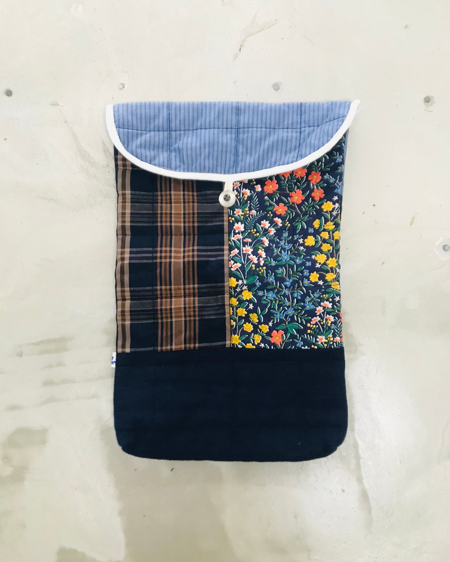 quilted-computer-bag-blues