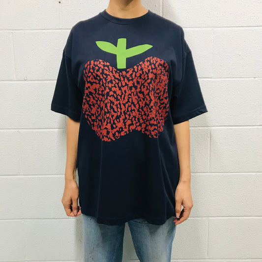 screenprinted-t-shirt-red-apple