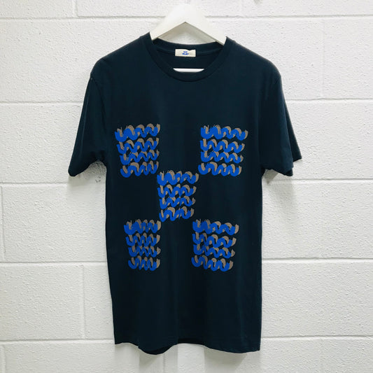 t-shirt-navy-waves-screenprint